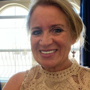 Meet your Posher, Cindy